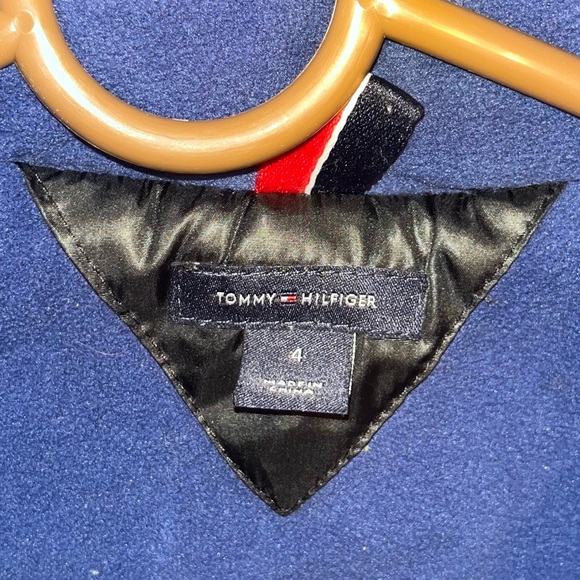 Kids Tommy Hilfiger Winter Jacket size 4 - Picture 4 of 4